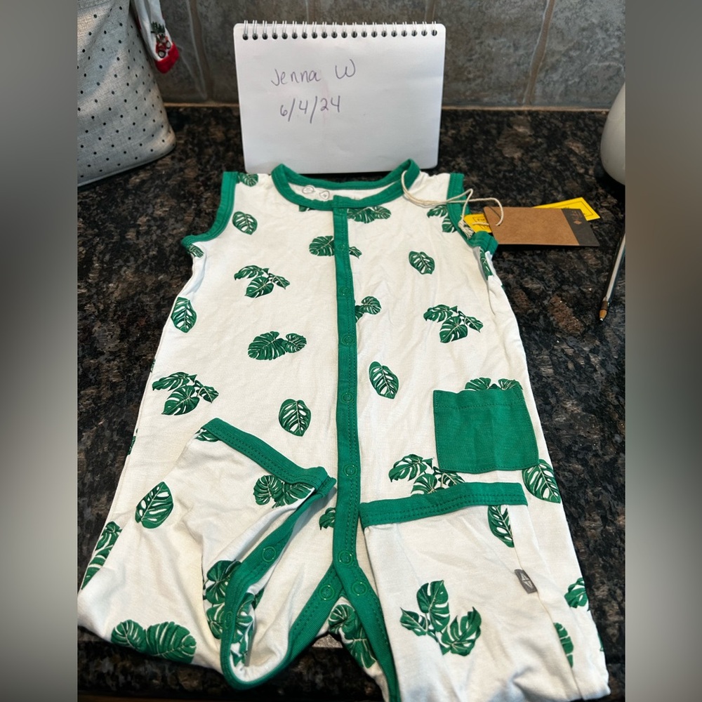 NWT Kyte baby sleeveless romper size 18-24